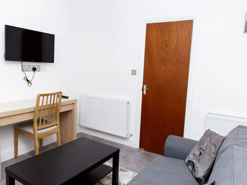 Garden Flat 17S