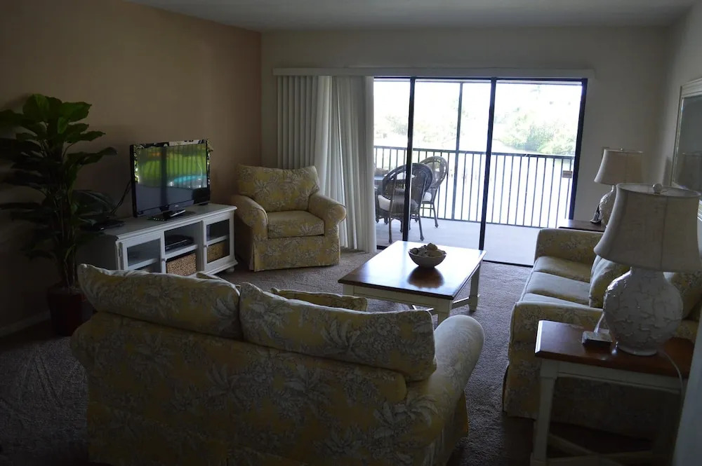 Cove II 934C 2 Bedroom Condo By Midnight Cove II