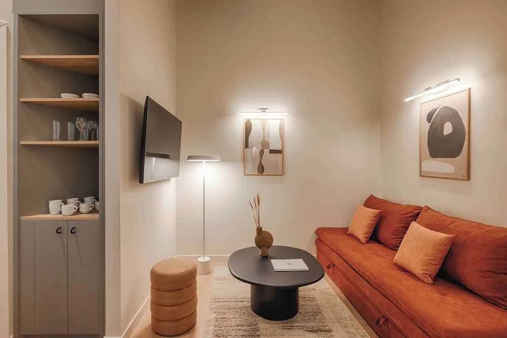 Leon by Zoia Living