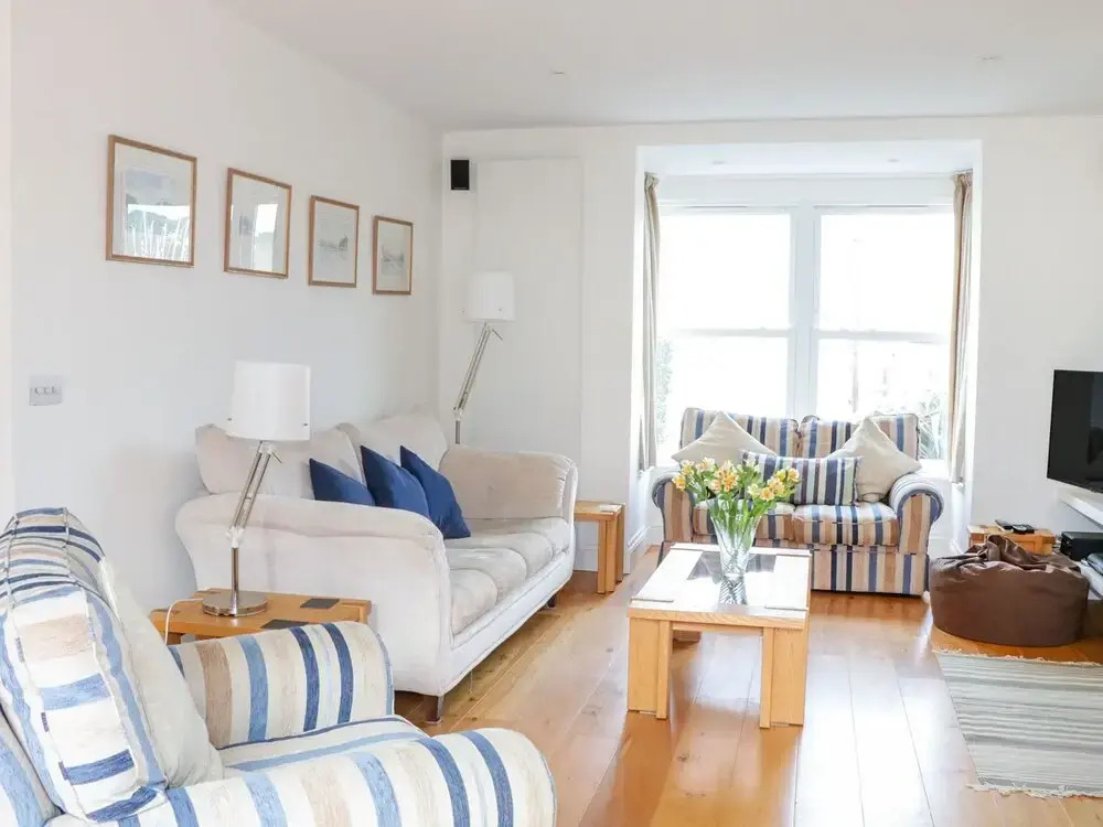 1 Orchard Cottages