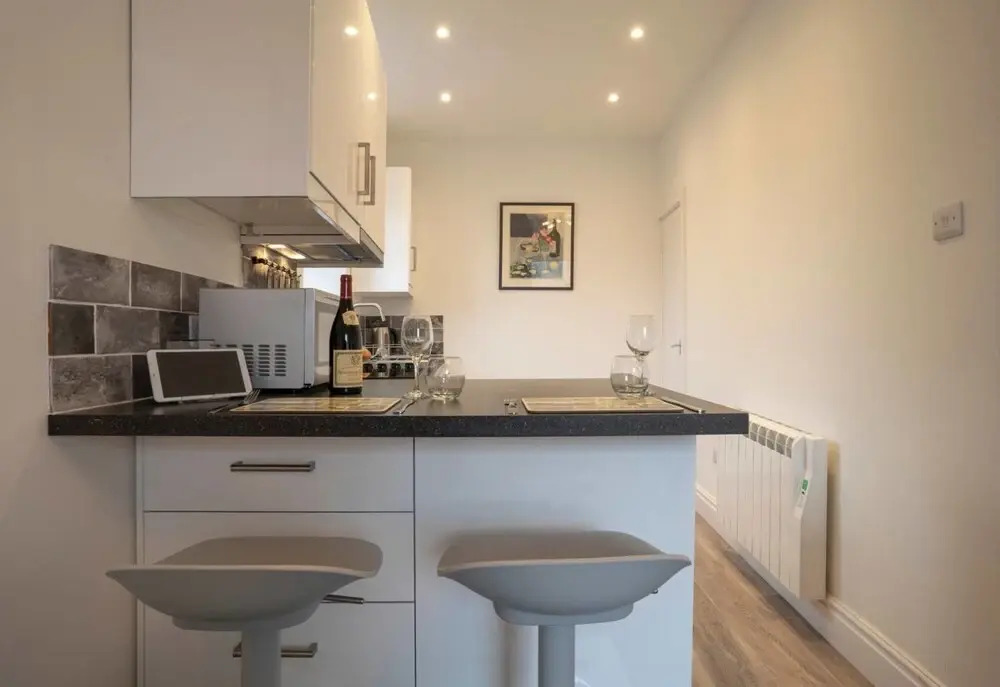 Charming 1BR - Town Centre-parking-stunning Views