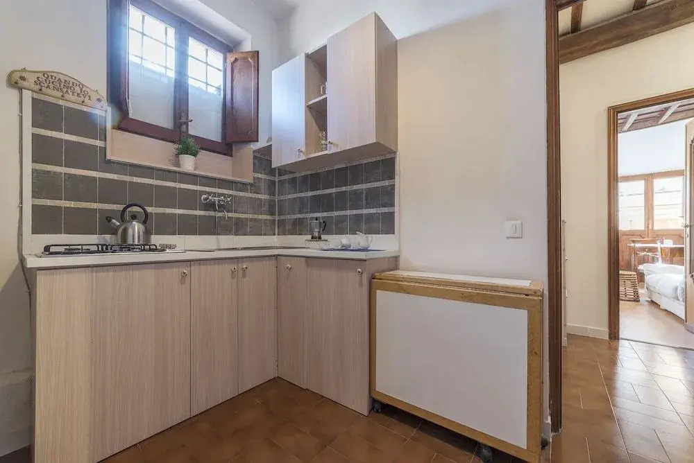 Montecitorio & Pantheon Stylish Flat