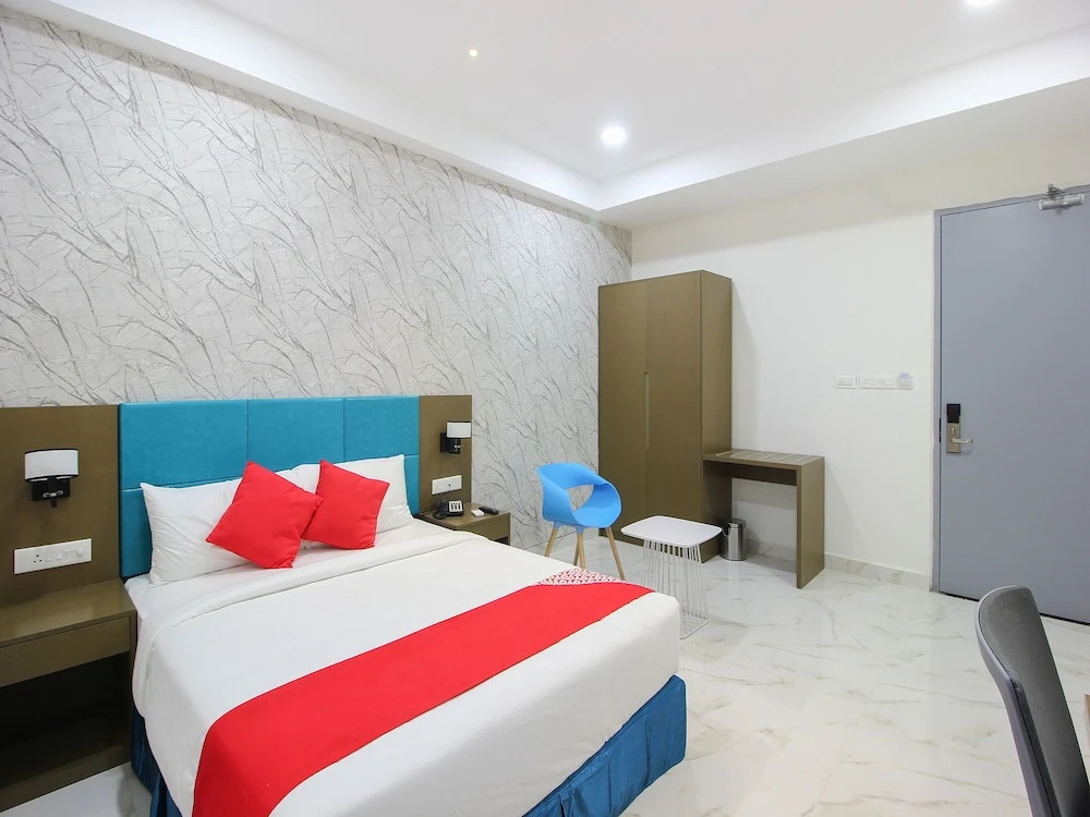 Sri Rama Excellency By OYO Rooms