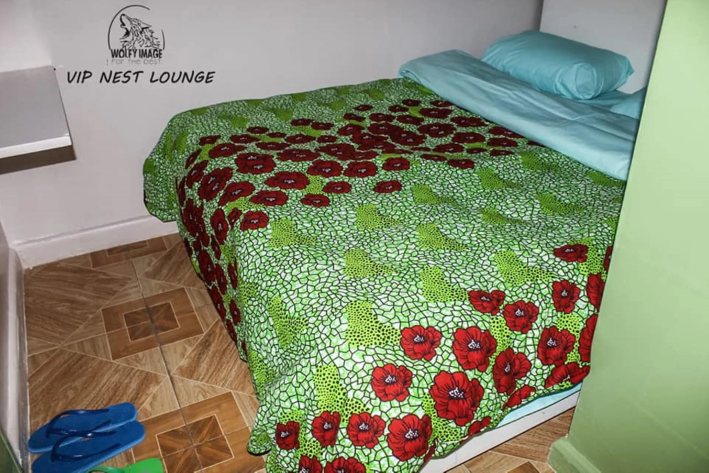 VIP Nest Lounge