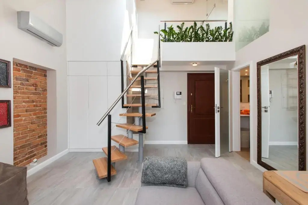 Tomasza Residence