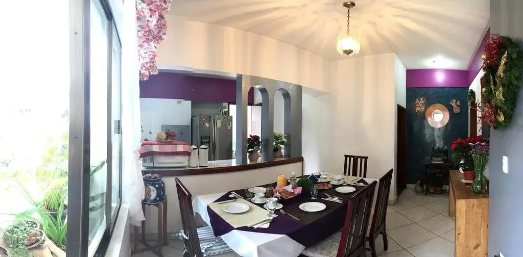 Casa de los Angeles B&B