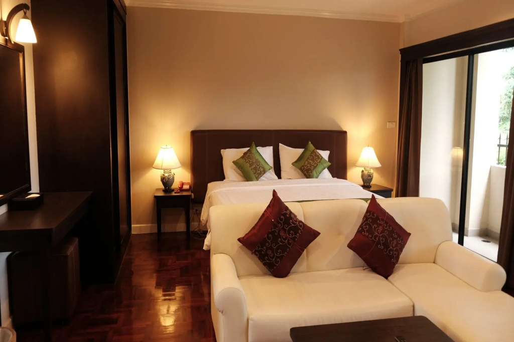 Grand Garden Hotel & Residence