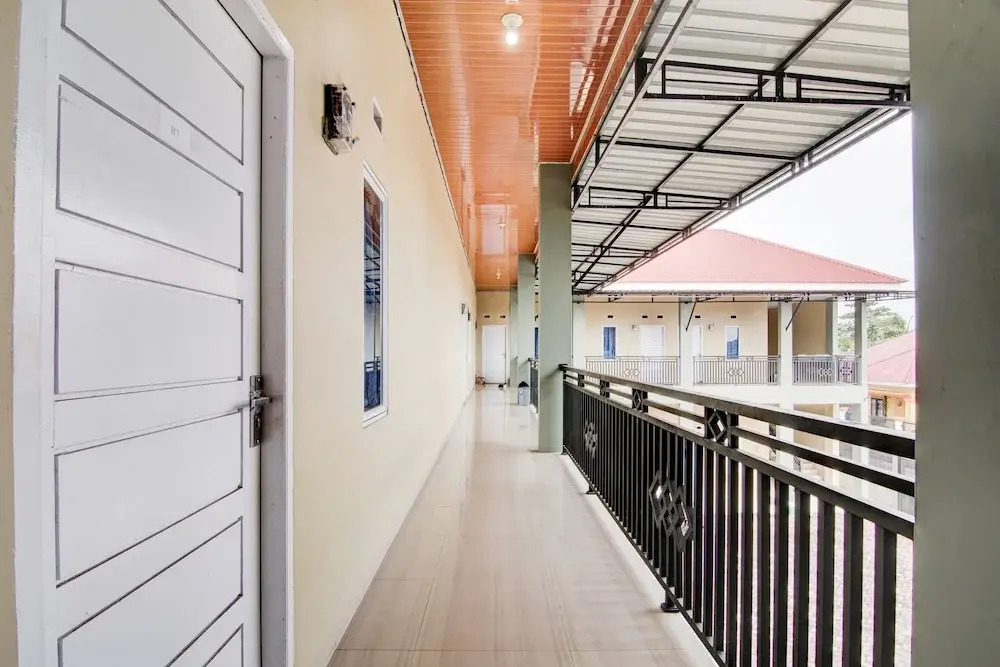OYO 93087 Wisma Apel Syariah