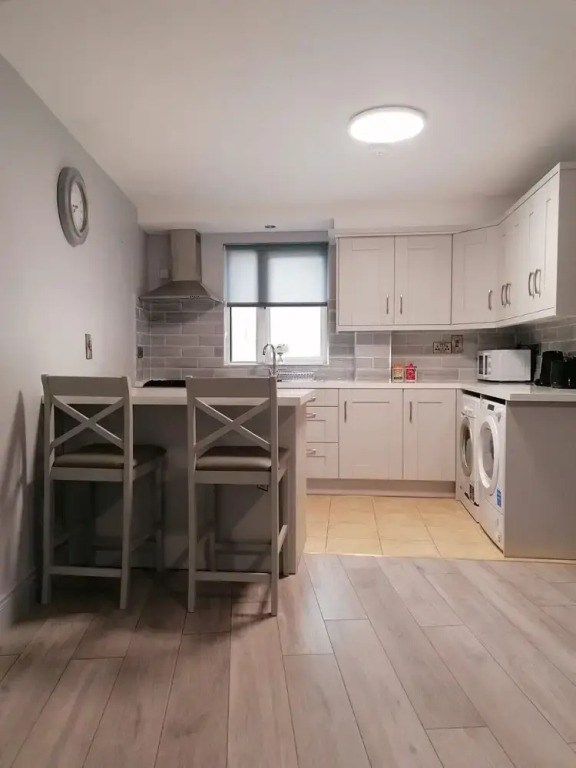 Oak House Apartment