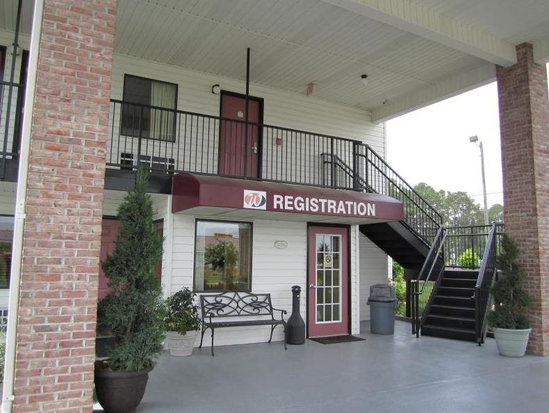 Western Inn and Suites Douglas