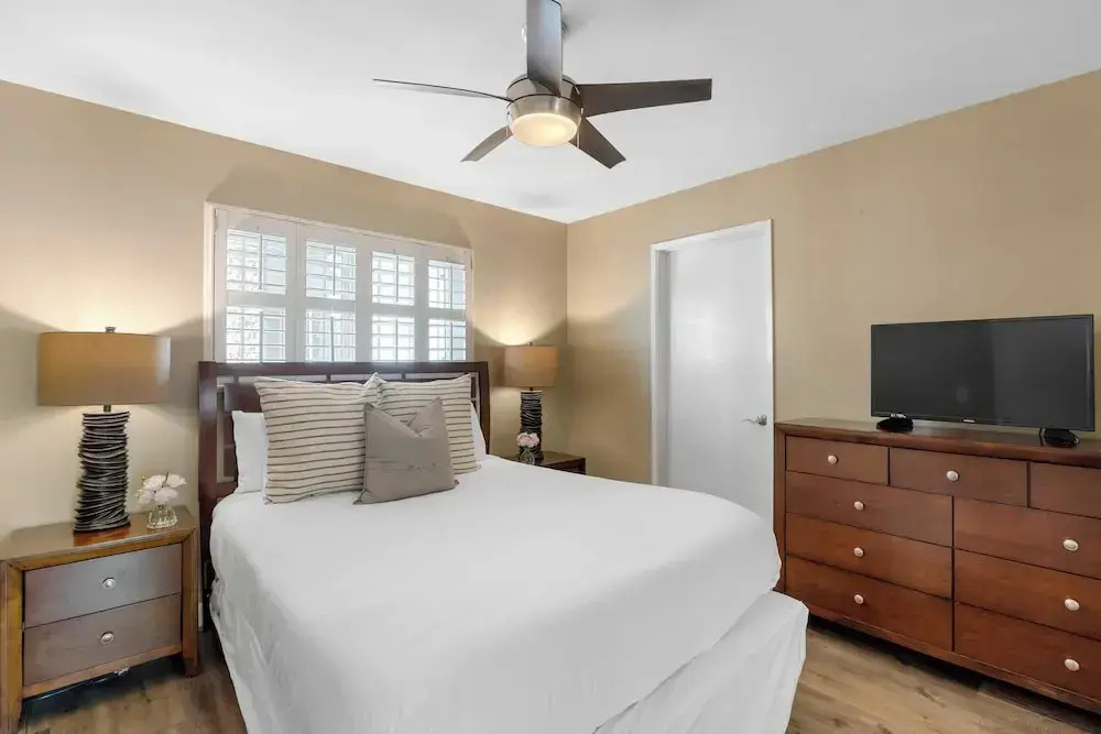 Beachfront+private Beach Access, Pool+hot Tub, Oceanview Sail Bay by Avantstay