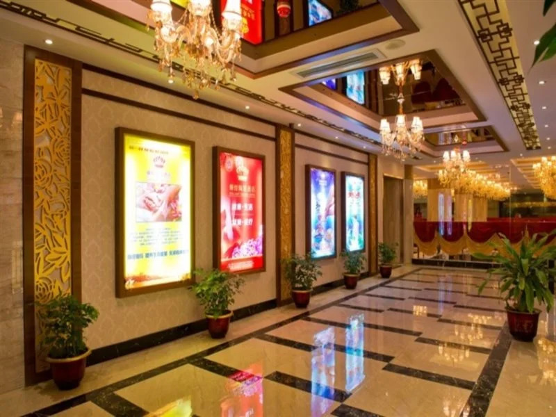 Happy Seasons Hotel