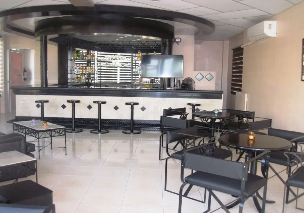 Alicia Hotel & Restaurant