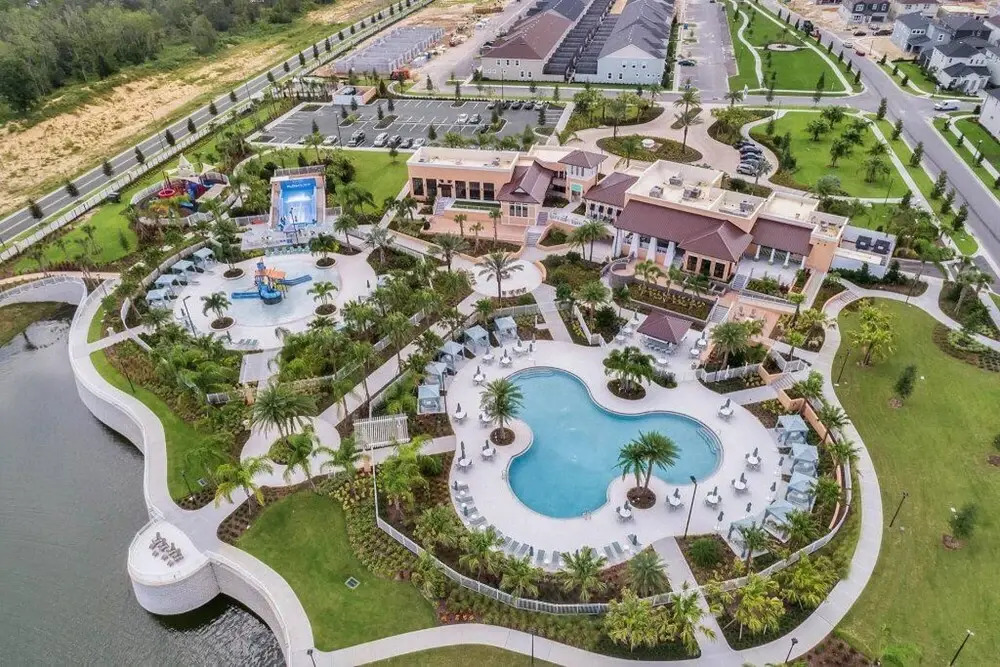 4BR Vacation Home w Private Pool Near Disney