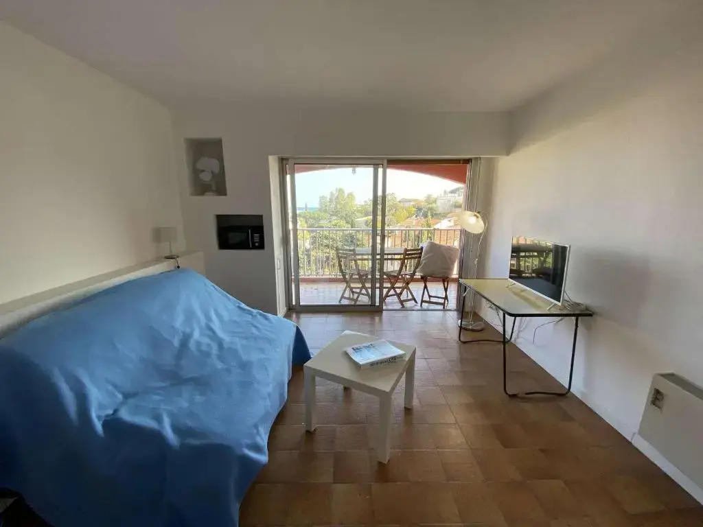 Appartement Sainte-Maxime, 1 pièce, 2 personnes - FR-1-226-420