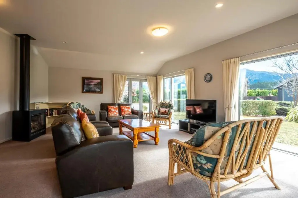 22 Tarndale Place