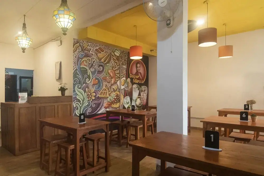 Miraa Guest House & Resto