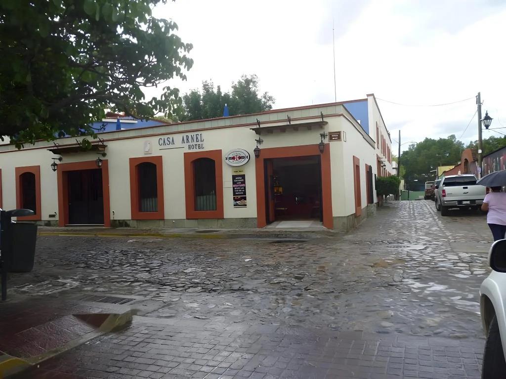 Hotel Casa Arnel