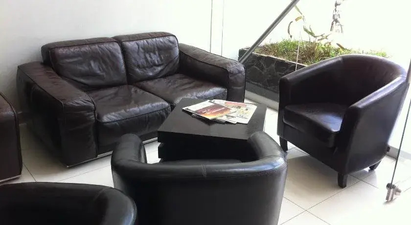 Hotel Boulevard Plaza