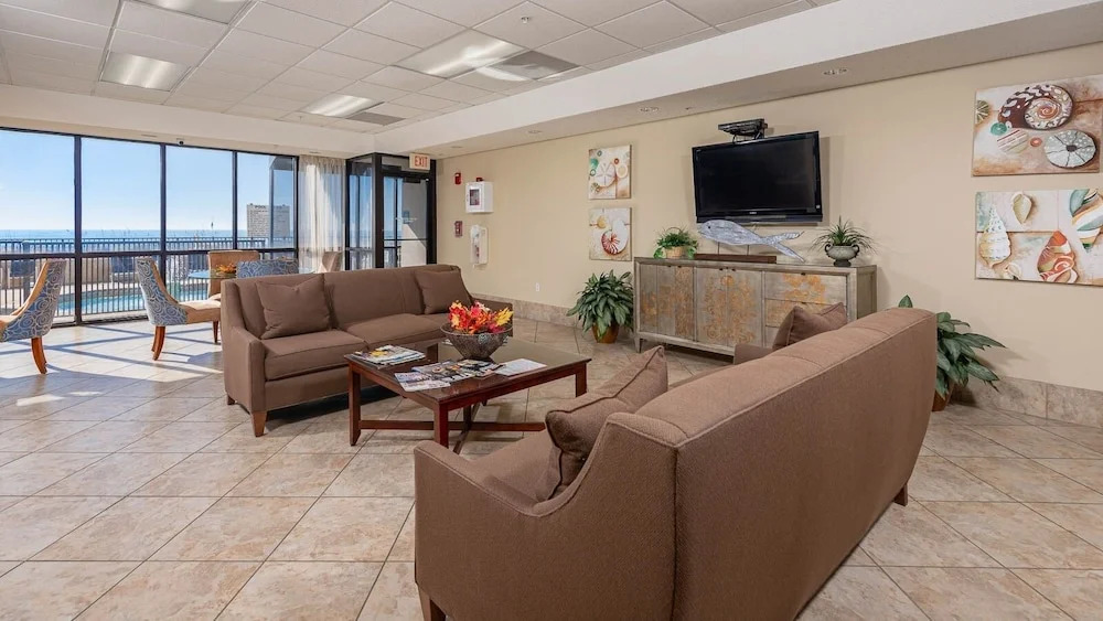 Phoenix X 212 2 Bedroom Condo