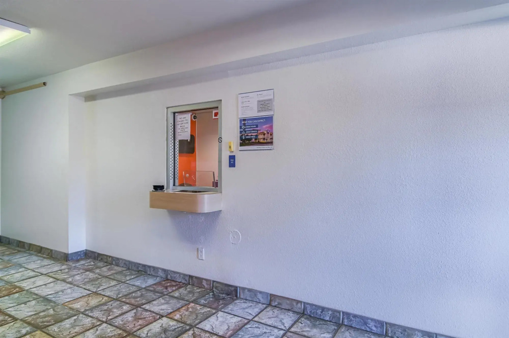 Motel 6-Russellville, AR