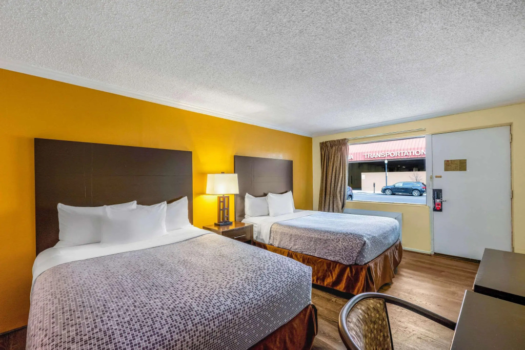 AC Lodge by Beach and Boardwalk