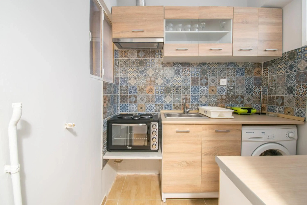 Urban studio in Athens, next to Sygrou- Fix metro