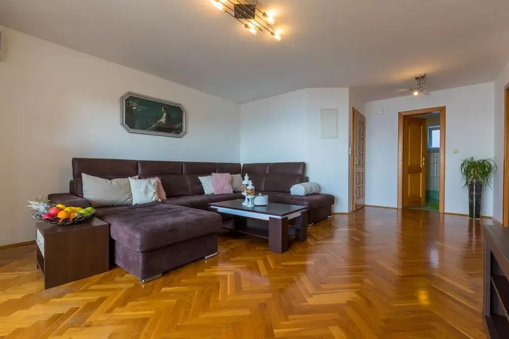 Apartments Angelo