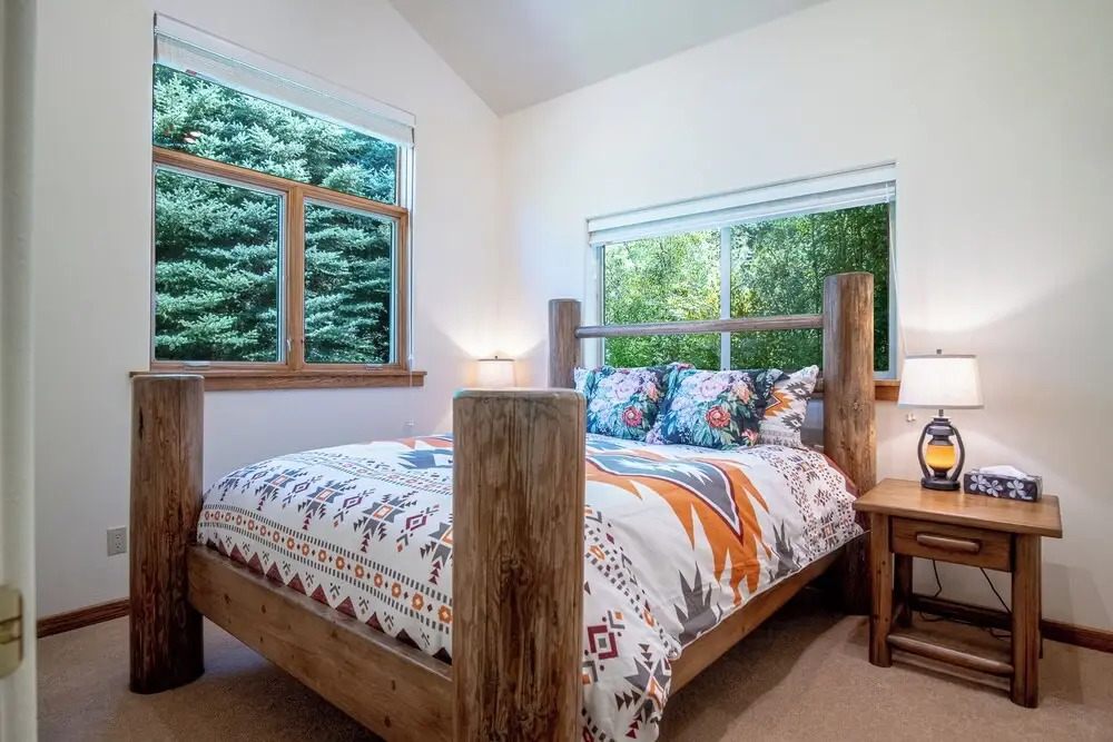 Sunflower Lane - 4BD Sun Valley Retreat + Resort Amenities