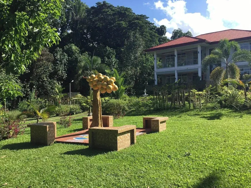 Room-camiguin Lanzones Resort -quadruple