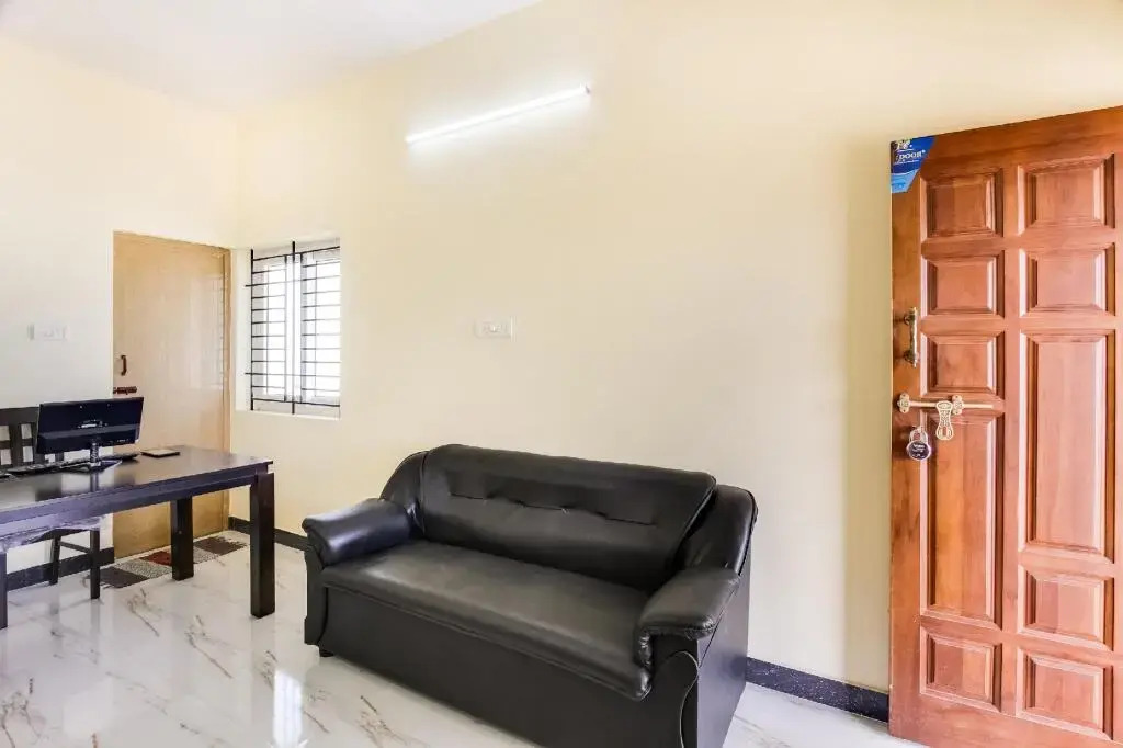 Jai Sri Apartments by OYO Rooms