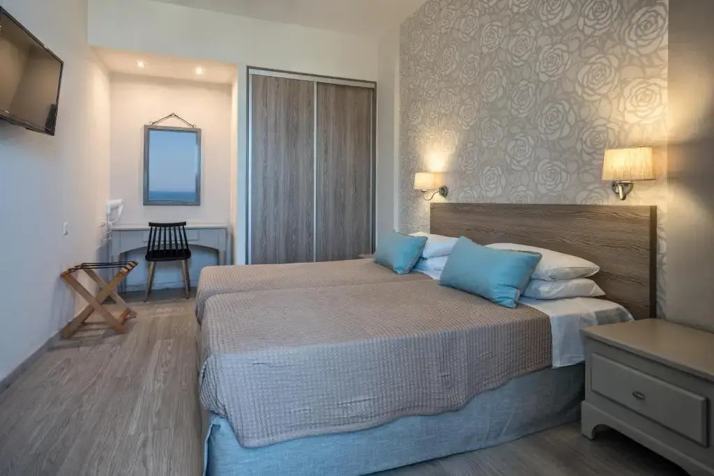 Lefkoniko Icarus Suites