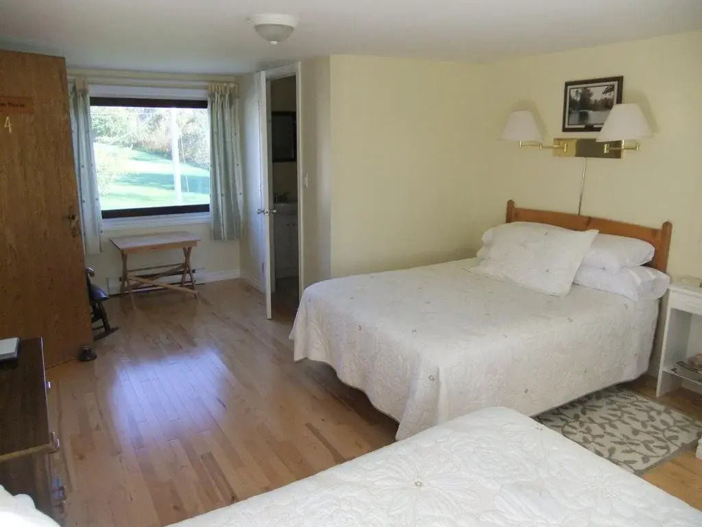 Auld Farm Inn B&B