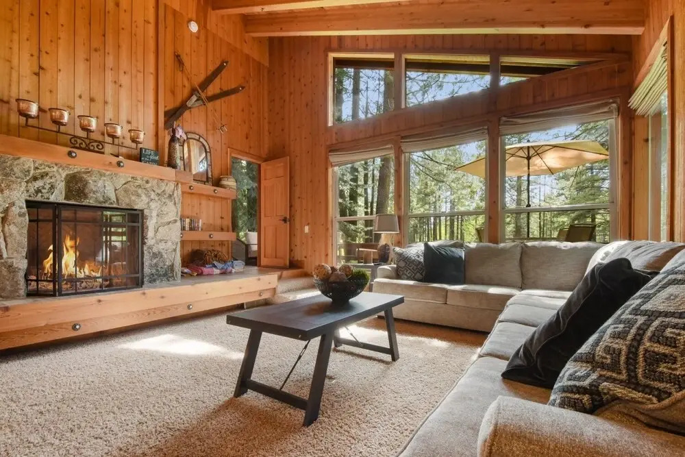 Birdie Time Luxury Home - On Golf Course, Dog Friendly 4 Bedroom Home by Redawning