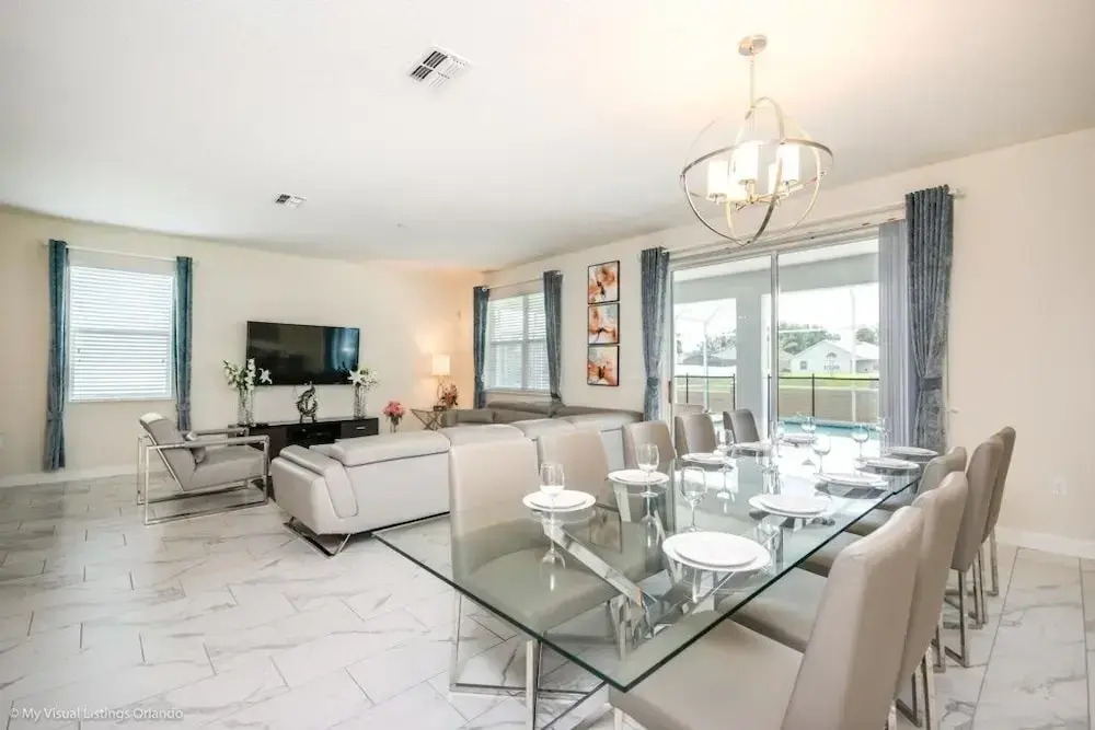 Bring The Whole Family Gate 9 Bedroom 5 Bath 9 Villa by Redawning