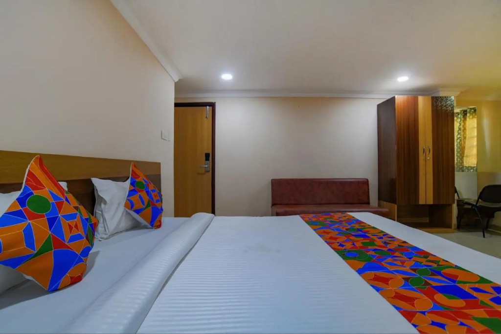 FabHotel Pishori - Vijay Nagar
