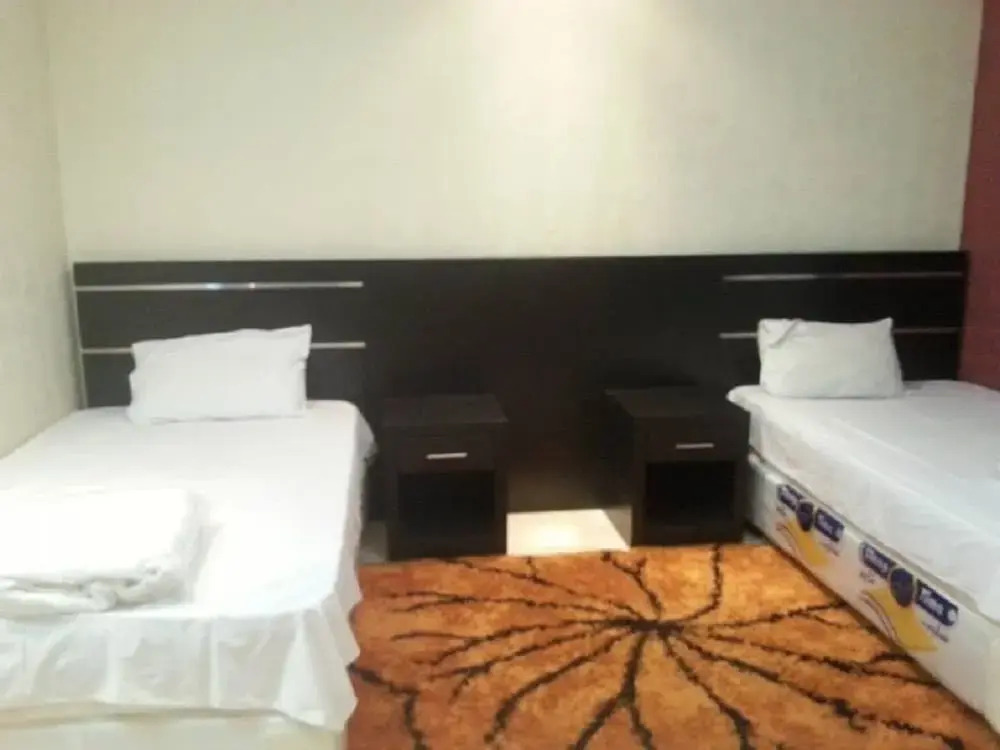 Eshraqh Hotel