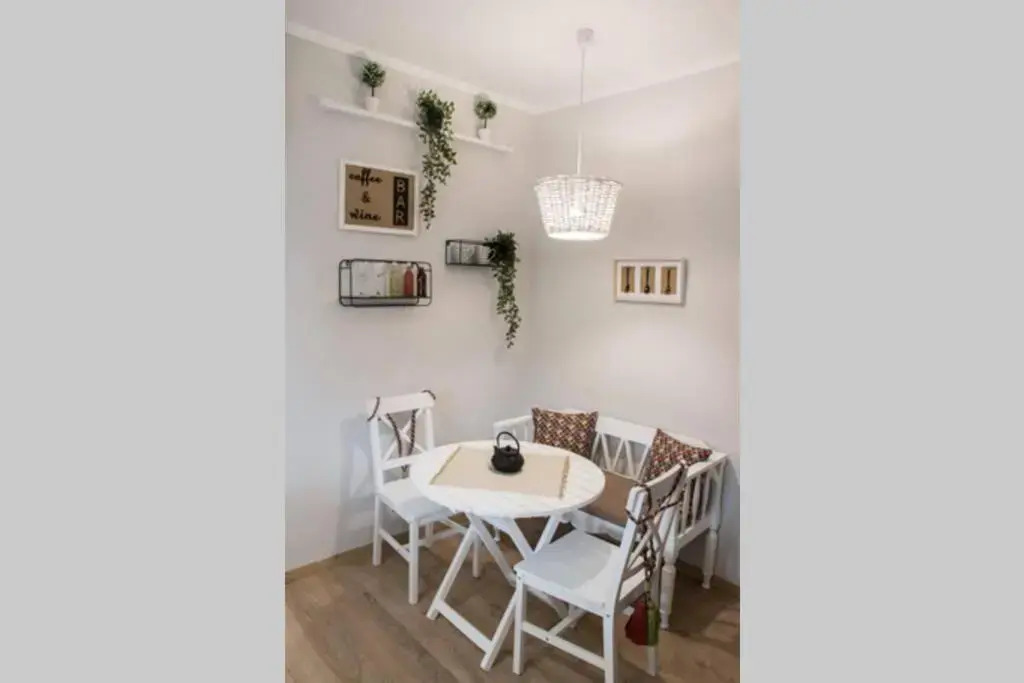Isidorou Suite Xanthi