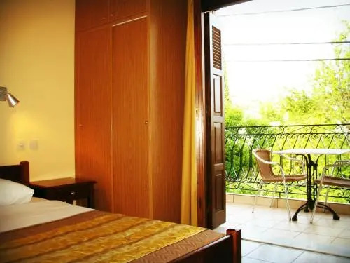 Pagaseon Rooms and Apartments