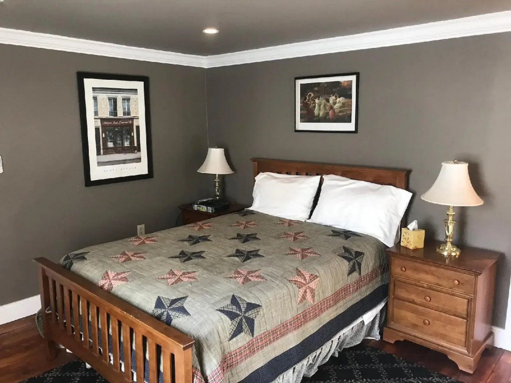 Stottsville Inn
