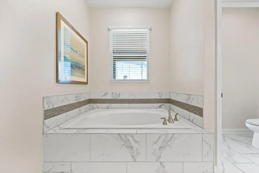 Come to Stay a FEW Miles to Disney Large Pool Home Sleep 36