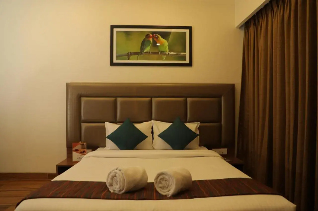 Skysuites By Monarch, Sanpada, Vashi - Navi Mumbai