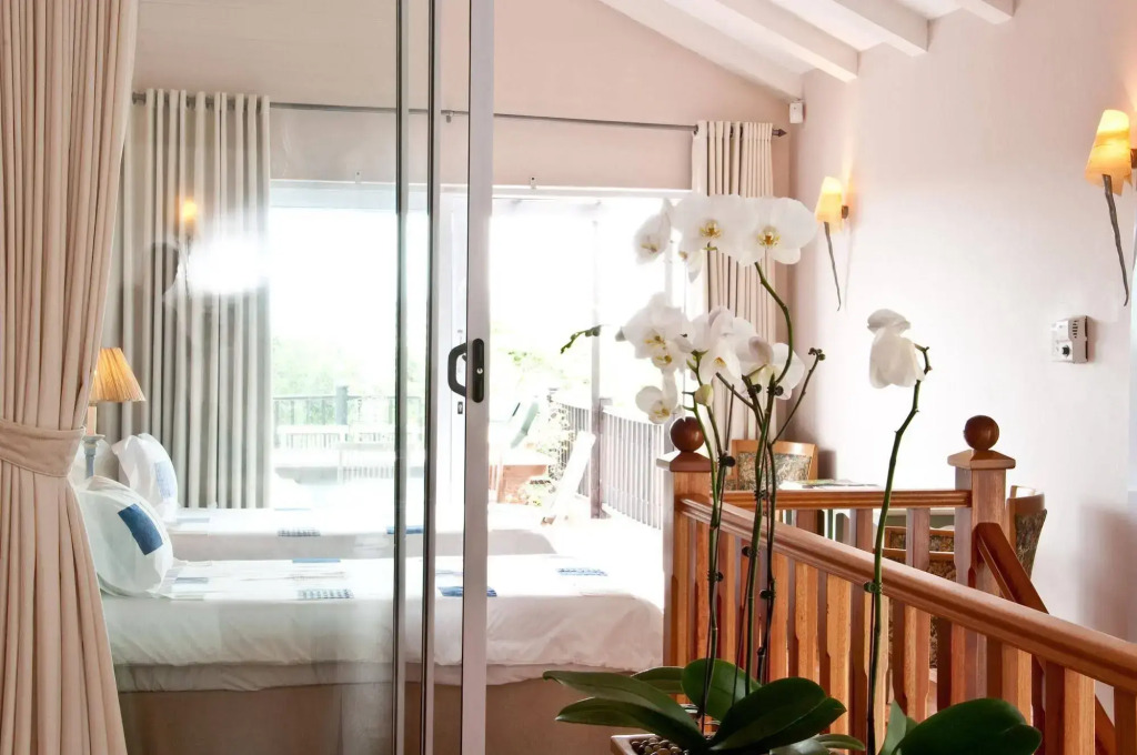 Manaar House