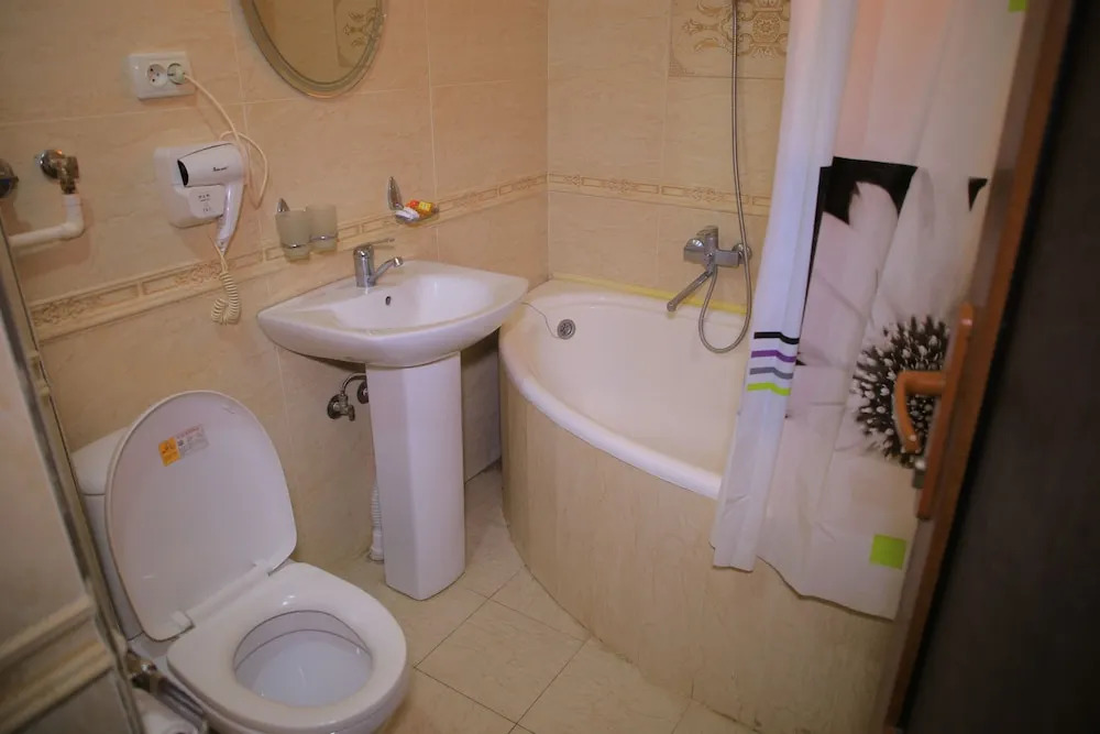 Raykhan Hotel