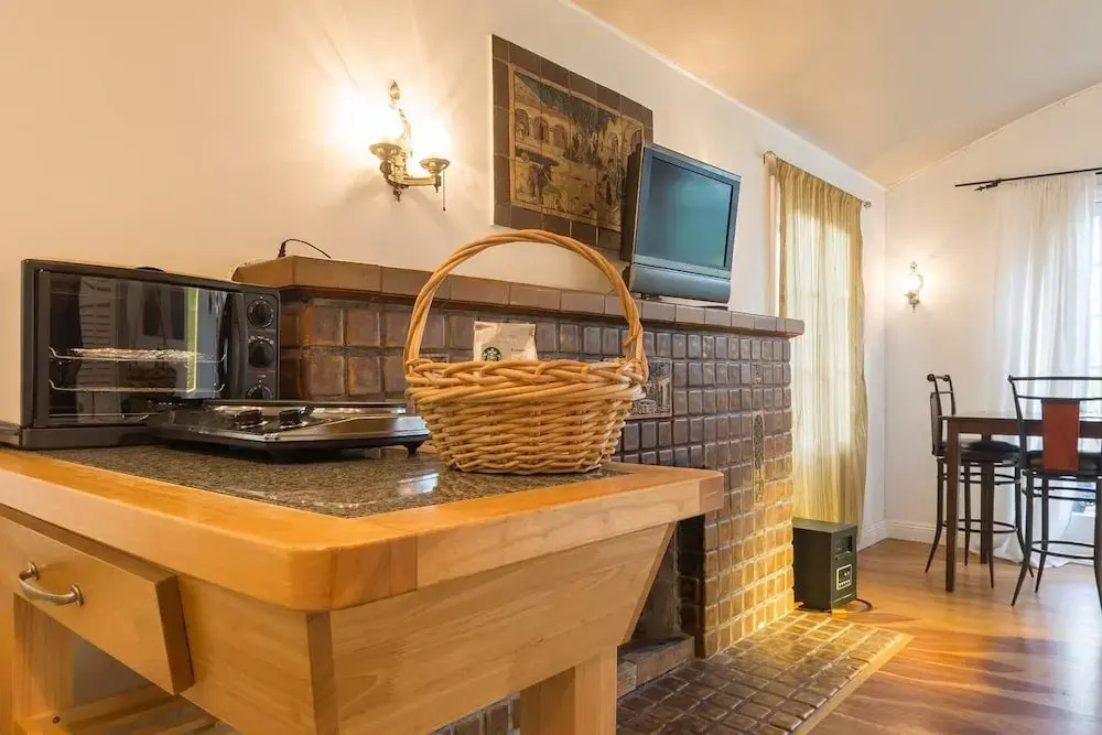 Retro Artistic 3br +loft@venice Short/long Stay 4 Bedroom Apts
