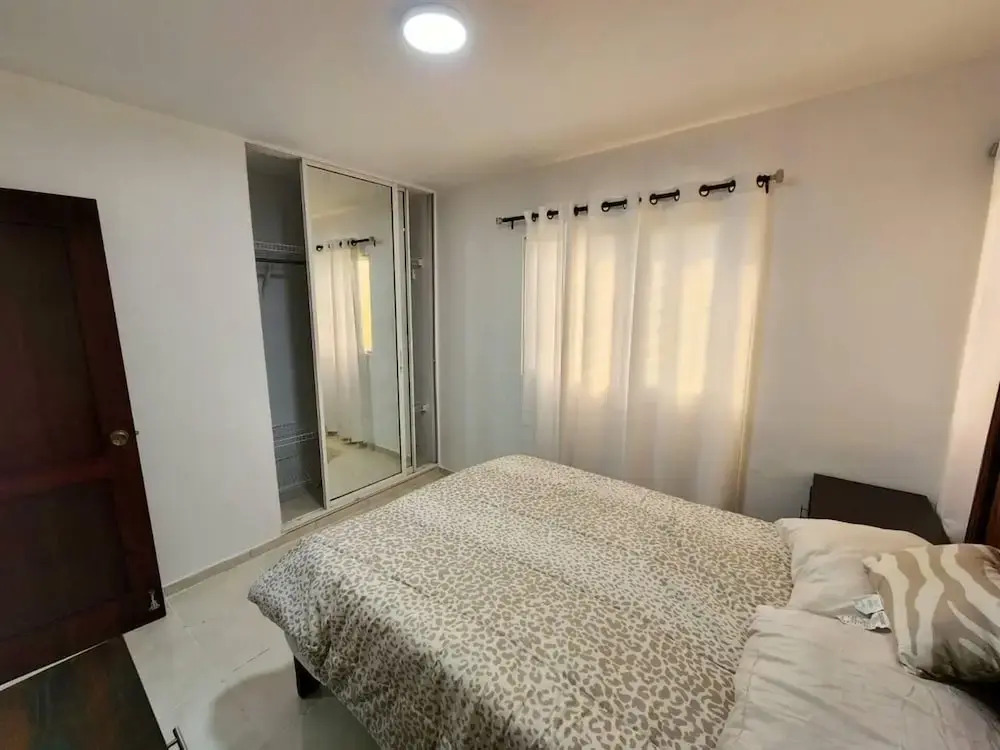 Charming 3-bed Apartment 2 Bano Aire Acondicionado