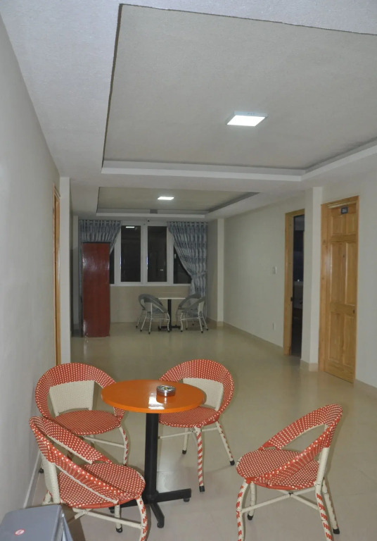 Hoang Nguyen Hotel