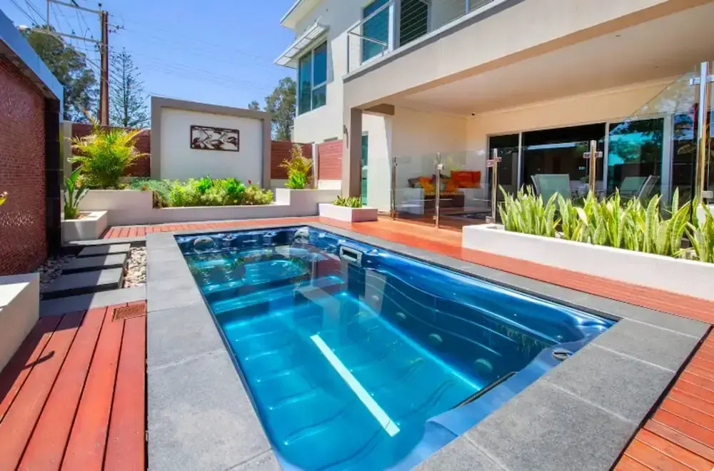 Adelphi Waterfront 2 Bedroom Ground Floor Home