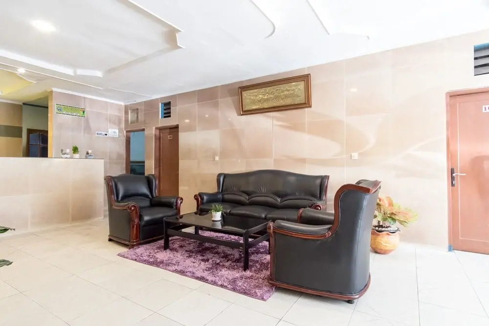 Gentala Hotel by OYO Rooms