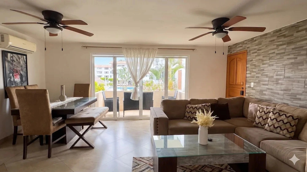 Elegante Condo en Marina 2BR 2Bath